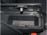 センターグローブBOX