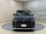 お車購入のポイントとなるフロントマスクです。上質で迫力あるデザインですね☆☆