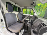 運転席シート廻りは使用感も少なく、良好な状態となっています。丁寧に使われていたことがよくわかりますね。