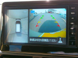 アラウンドビューモニターは車両の上空から見下ろすような映像で全方向見れるので、車庫入れが楽になります♪