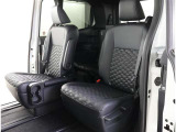 ゆとりある広々とした車内空間は、ドライブを始め買い物やレジャーなど、幅広く活躍します。一人でもみんなとでもお出かけを楽しみましょう!