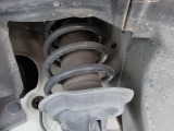 お車を安心してお乗りいただく為には、足回りの定期点検が欠かせません。日産サービスプログラム(有償)では半年ごとの点検をさせていただきます。