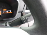 周りが暗くなるとライトを点灯させる【オートライト】つきです♪高速道路の走行時にはトンネルで自動点灯しますので、とっても便利ですよ♪