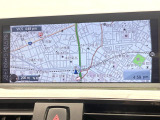●純正ナビ:一体感のあるナビは、高級感ある車内を演出してくれます。Bluetooth再生などオーディオ機能も充実しておりますので、運転もより楽しめます♪