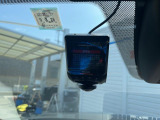 【ドライブレコーダー】ドライブレコーダー装備!走行中はもちろん、あおり運転や事故に遭遇した際、映像で記録し、万一のリスクに備えます。※記録用SDカードはお客様ご自身でご準備いただく必要があります。