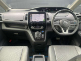 セレナ 1.2 e-POWER ハイウェイスターV 