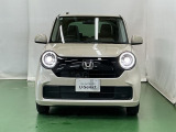 LEDヘッドライトを装備しています。LEDヘッドライトはとても明るく、雨の日や夜間走行も安全・安心です。オートライトコントロール付きで周囲の明るさに応じて自動で点灯・消灯します
