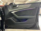 ◆LIBERALAは、輸入車選びの新たなスタイルを提案するインポート・セレクト・ブランドです。オーナー様となる方がクルマから直接感じる感性を第一にした、最良の一台との出会いをコーディネートいたします。