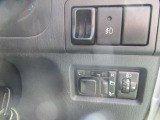 当社には、電動四輪スクーターも取扱いをしてます。歩くのが大変な方、運転免許証の更新をあきらめた方、ぜひ乗ってみて下さい。あなたの足になります。簡単運転、免許不要です。お問合せ番号は 0778-52-1246まで!