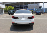 ご購入後の保証【1年または2年】は全国のBMW正規ディーラーにてご対応できます。遠方の方や県外へお引越しされた場合でも安心してご利用いただけます。