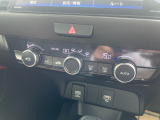 設定した温度に合わせて風量や吹き出し口を自動で調整。車内を一年中快適な温度に保ち、ドライブをより快適にサポートします。