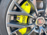 【ブレンボ製6podキャリパー】ハイパワー車両には強力なブレーキが必須!世界のスーパーカーにも採用されるイタリアの高級メーカー「ブレンボ」を装着!色鮮やかなキャリパーがスポーティな印象を引き立てます♪