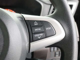 『ハンドル右側』のスイッチは、空調や色々な機能を操作できるようになっています!車種により変わるので詳しくは、お尋ねください!