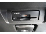 ETCは高速料金所での料金の支払いもスイスイと走ることができます。