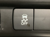 【VSA】ブレーキ時の車輪ロックを防ぐABS、加速時などの車輪空転を抑えるTCS、旋回時の横滑り抑制の3つの機能をトータルに制御!予期しないクルマの挙動の乱れを防ぐ安全装備です♪