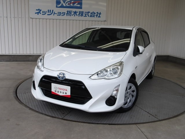 トヨタ アクア 