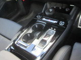 見た目に美しく、そして機能的でもあること。これこそがAudiのインテリアの伝統です。