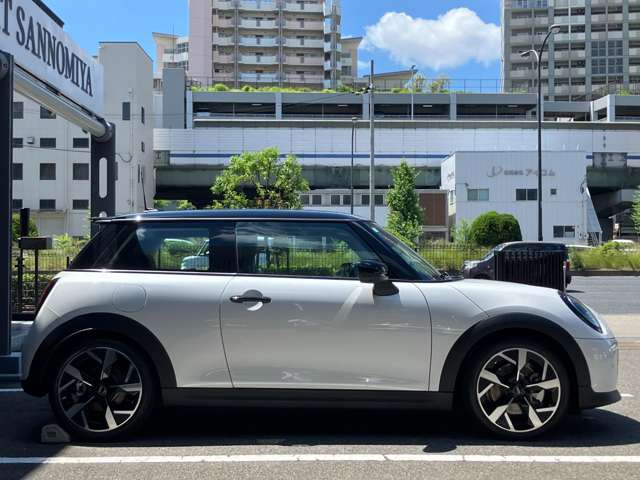 BMW MINI ミニ クーパー S 3ドア DCT の中古車詳細 (3,000km, ナノク