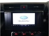 ナビゲーション装備。見やすさと操作性に優れた快適なドライブをサポートします。さらに、テレビ・ラジオ・CD/DVD再生に対応しており、移動中の時間をより豊かにお楽しみいただけます。