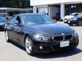 BMW在庫保有台数常時100台以上!ご来店の際はBMW本店(厚木市下荻野140-1)にご来店ください!弊社自慢の全天候型ショールーム!BMW在庫保有台数常時100台以上ございます!
