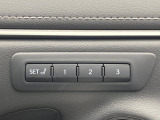 【メモリー機能付きパワーシート】ドライバーごとに設定したシート位置を記憶して、ボタン一つで切り替えできる便利な機能!運転する方が複数名いらっしゃるご家庭におすすめです♪