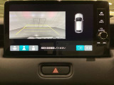 バックでの車庫入れも安心です! リアカメラが付いているバックモニター付のナビディスプレーを装備しております。バンパーについているソナーや、操作線もついており距離感も画面から確認できます。