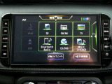 日産純正メモリーナビフルセグTVは、DVDビデオ、CD再生、ミュージックサーバー、Bluetooth Audioなど多彩なメディアに対応しています。