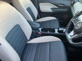運転席まわりになります。実際に乗って頂き乗り心地をご体験してみてください。