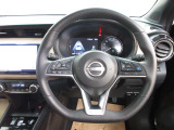 運転が楽しくなる明るく開放的な運転席まわりです。プロパイロットで高速など運転支援で疲れを軽減してくれます!