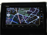 純正スタンダードインターナビ(VXM-224VFi)&バックカメラが装備されているので、普段の使い勝手もロングドライブも快適です。