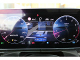 昼夜を問わず計器類はいつでも見やすいので安全に運転できます。また、どのモデルでも基本設計が共通の為乗り換えても違和感がありません。