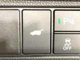 【パワーバックドア】スマートキーや運転席のボタンを押すだけでリアゲートが自動で開閉します!荷物を持っている時や、高い位置にあるバックドアを閉める際に便利な機能です♪
