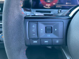 ステアリングスイッチです。ナビのオーディオコントロールが手元で行えます