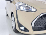 フォグランプ装着車です。暗い夜道の車両前方を明るく照らします