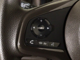 ステアリングリモコンは、運転中でも簡単に音量調整やチャンネル変更もできます!わき見運転防止にもつながるので安心です♪