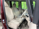 運転席シート廻りは使用感も少なく、良好な状態となっています。丁寧に使われていたことがよくわかりますね。