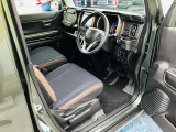 ゆったりと乗り心地の良い運転席です。長距離でもしっかりサポートしてくれます。