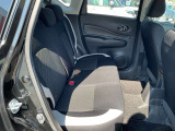 足元が広くゆったり座れるリヤーシートはとても快適です!