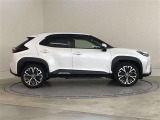 広々とした車内空間に優れた燃費性能。更にデザインも上質で人気のお車です!