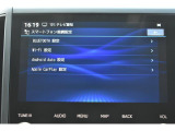 自身のスマホにインストールされてるアプリを表示、使用できるApple CarPlay/Android Autoにも対応しています※使用にはipod・USB接続ケーブルが必要です。