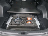 【パンク修理キット】車の軽量化や無駄を無くす為、応急タイヤパンクキットが搭載されています。