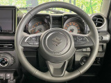 【純正革巻きステアリング】上質な革を使用することで、手にしっかり馴染みとても運転しやすいハンドルです♪