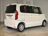 ご納車までの期間ですが、県内のお客様は1、2週間、県外のお客様は2、3週間ほどでご納車が可能となります。ただし、お支払いや書類の状況によっては多少の前後もありますので、その際には何卒ご了承下さい。