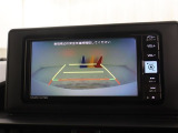 バックガイドモニターを装備運転初心者の方にはうれしい機能です。