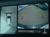 ☆全周囲カメラが駐車をアシスト☆4つの高解像度カメラで車の周囲を撮影!見えにくい死角の駐停車も驚く程に楽々です。バックカメラは、車庫入れの時は勿論、後方の安全確認もできて安心です♪