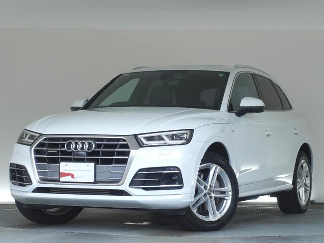 Q5 45 TFSI クワトロ スポーツ Sラインパッケージ 4WD 