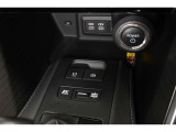 電動パーキングブレーキ搭載!スイッチ操作でパーキングブレーキを作動・解除できます。ドライビングモード選択スイッチ装備!走行・使用状況に合わせて走行モードを選択できます。