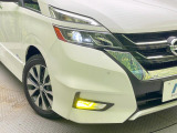 【LEDヘッドライト】悪天候や夜間走行時も良好な視界を確保し安心して運転できる高輝度LEDヘッドライトを装備!点灯速度が早く、消費電力も抑えられています。