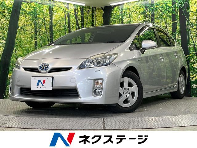 トヨタ プリウス 