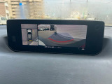 【360&deg;ビューモニター】専用のカメラにより、上から見下ろしたような視点で360度クルマの周囲を確認することができます☆死角部分も確認しやすく、狭い場所での切り返しや駐車もスムーズに行えます。